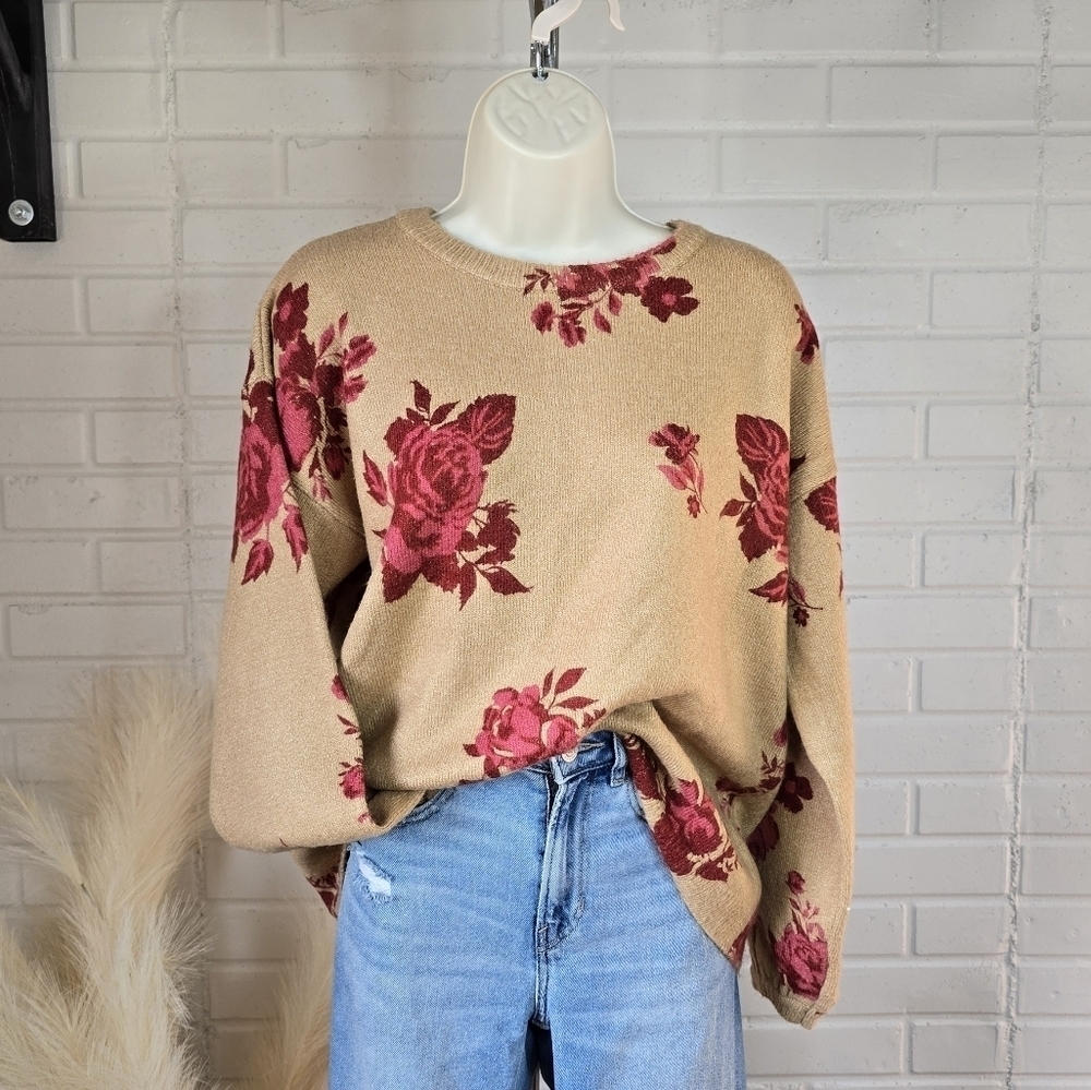 Coco and Jaimeson Tan and Pink Floral Knit Sweater size Small